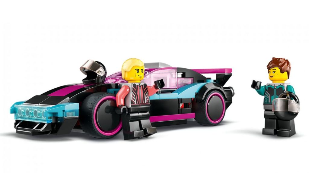 Weitere LEGO City 2023 Neuheiten angekündigt: LEGO 2K Drive Sets & Passagierflugzeug