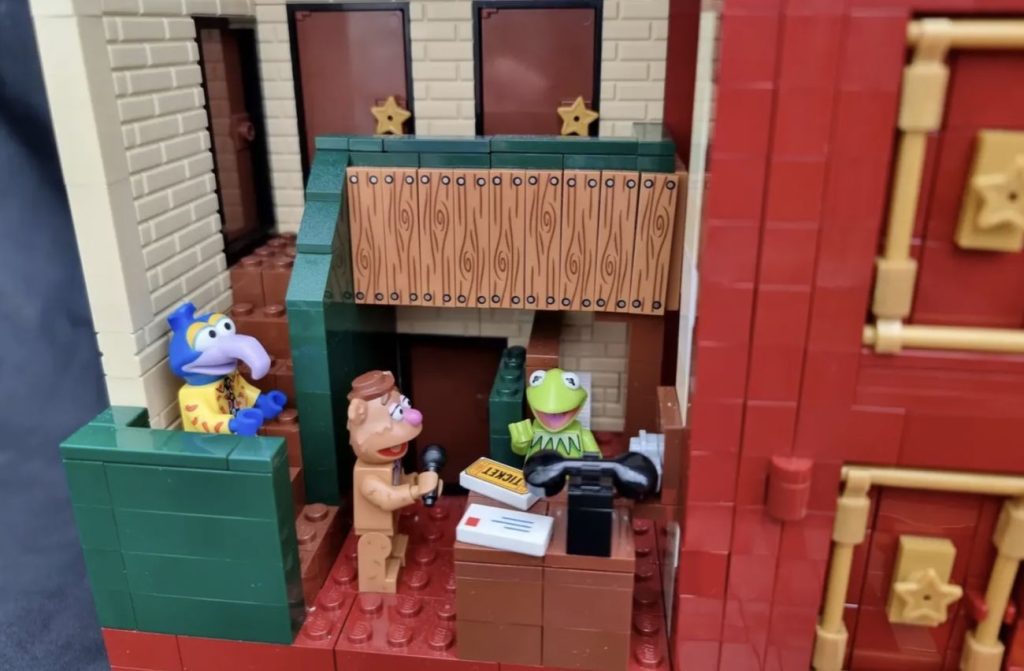 LEGO Ideas The Muppet Theatre