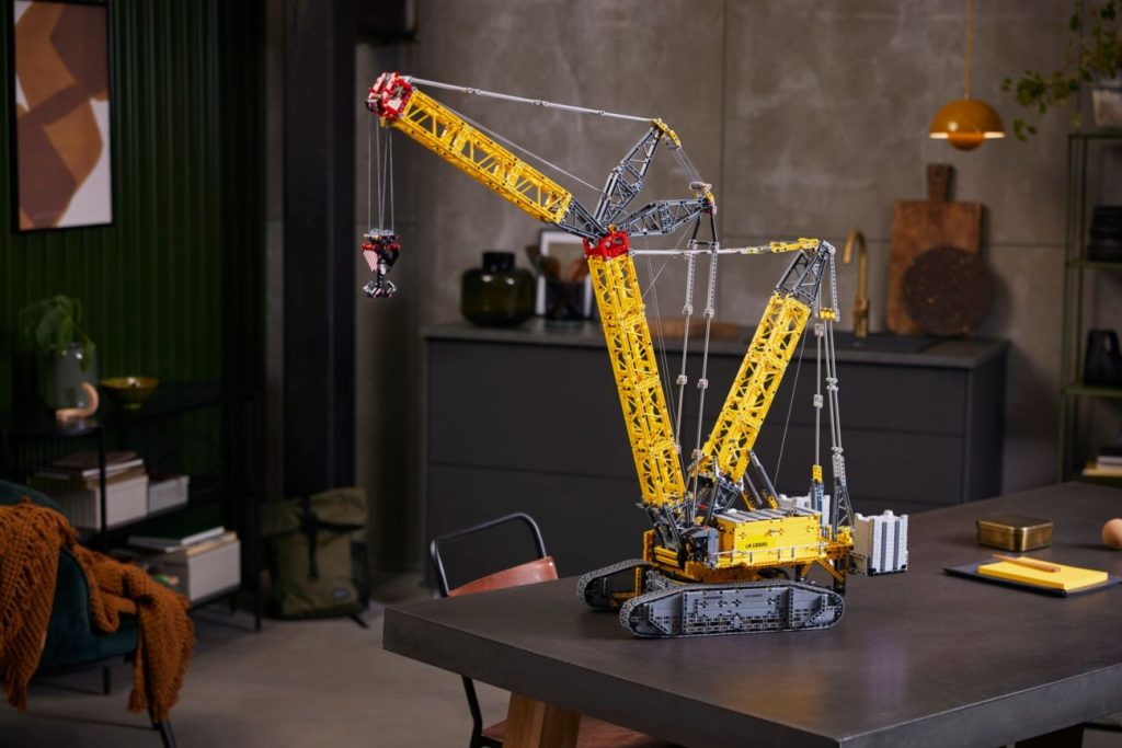 LEGO 42146 Liebherr LR 13000 Raupenkran: Neuer Technic Megakran offiziell vorgestellt