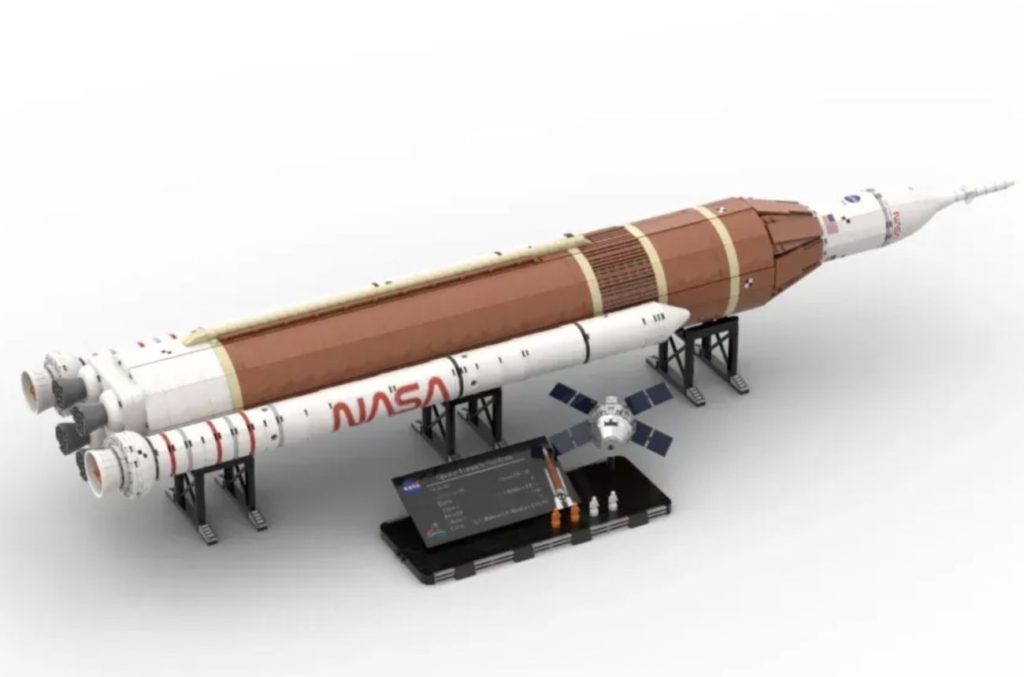 LEGO Ideas NASA's Space Launch System To the Moon and Mars