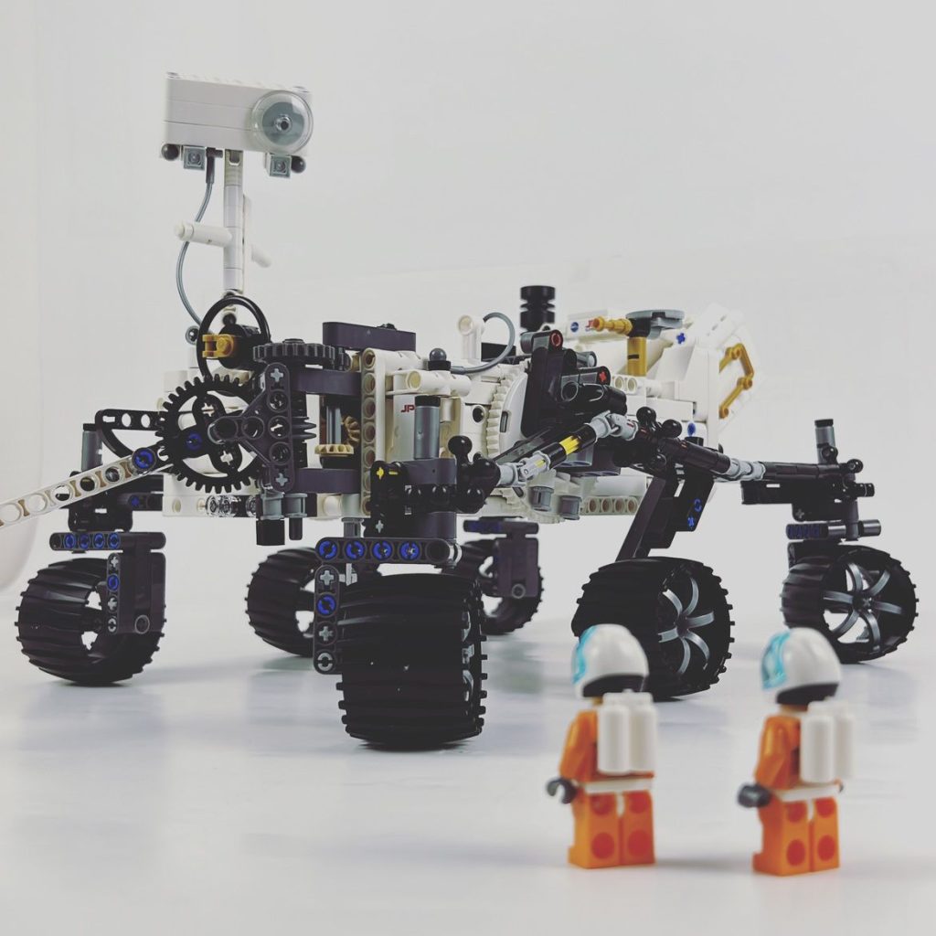 LEGO 42158 NASA Mars Rover Perseverance im Review