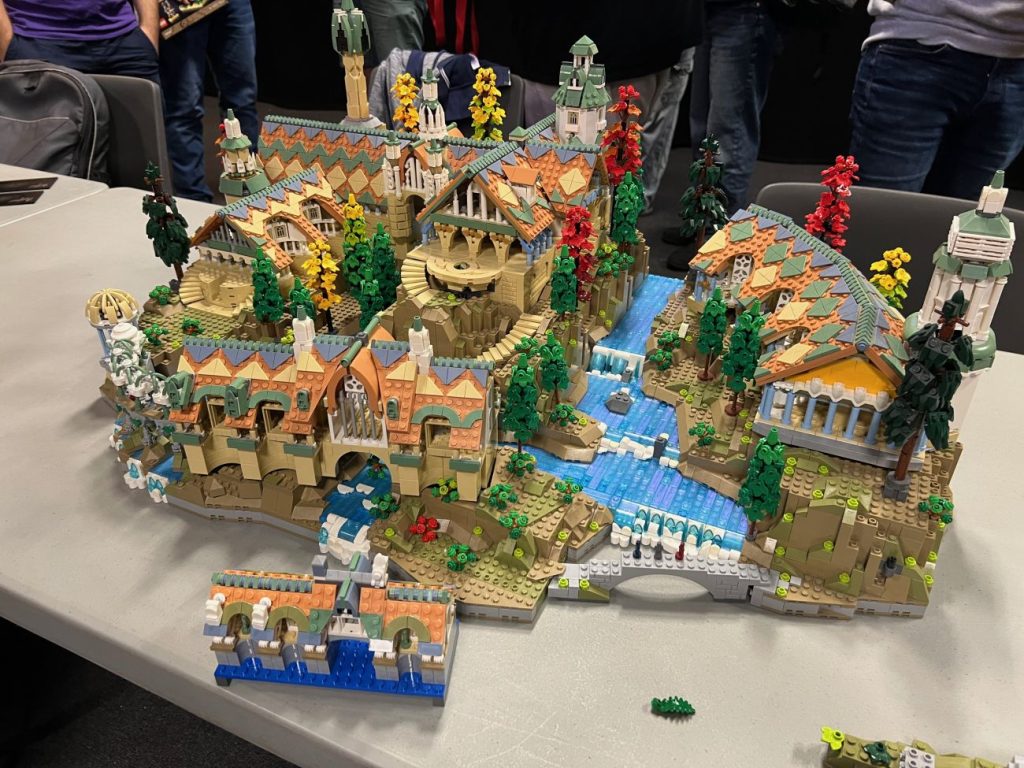 Designer-Vortrag: Entstehung des LEGO Herr der Ringe Bruchtal Sets