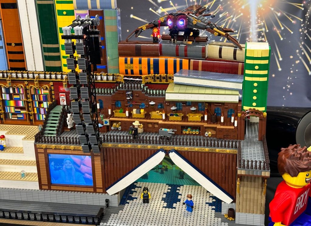 The Book of BAM: Tomorrowland LEGO MOC