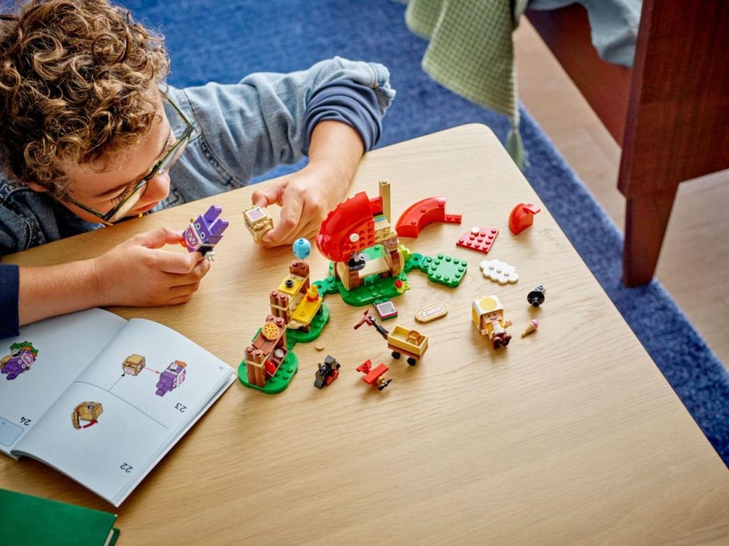 LEGO Super Mario 2024