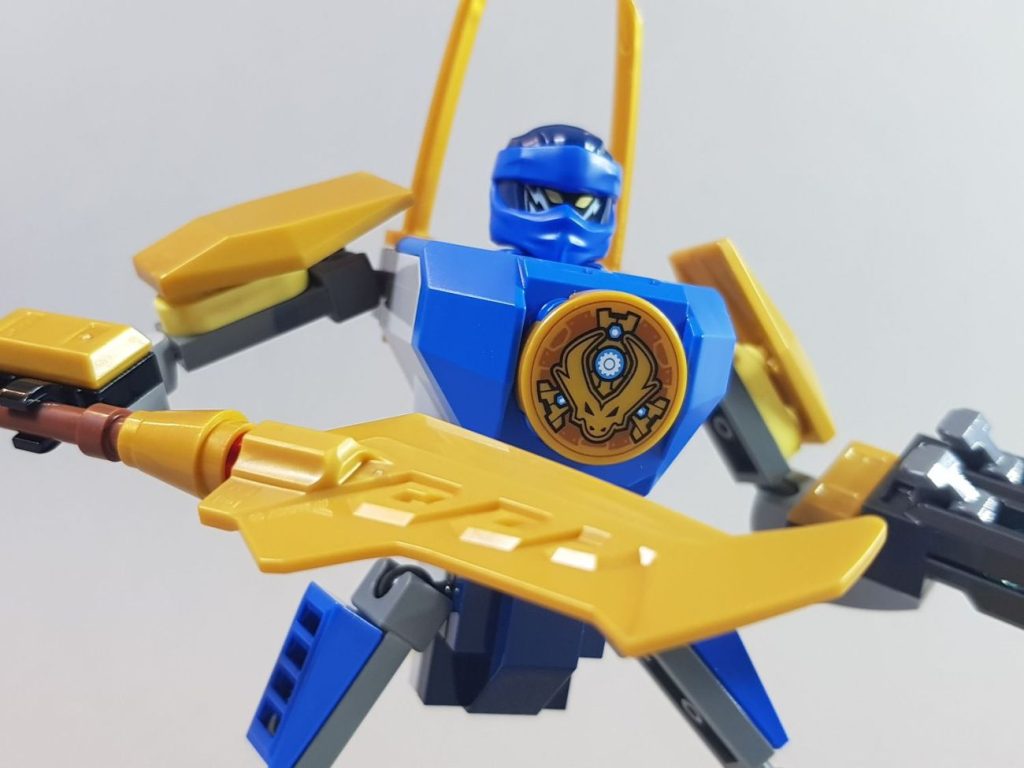 LEGO Ninjago 71805 Jay's Battle Mech im Review: Viele Figuren zum hammer Preis