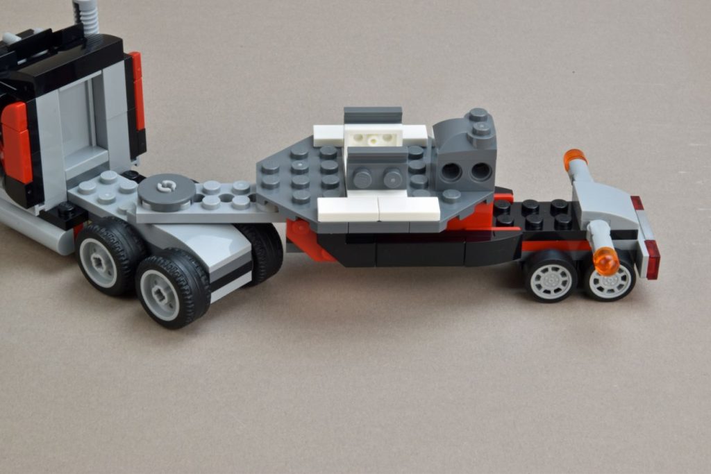 Model Team meets Creator: LEGO 31146 Tieflader mit Hubschrauber im Review