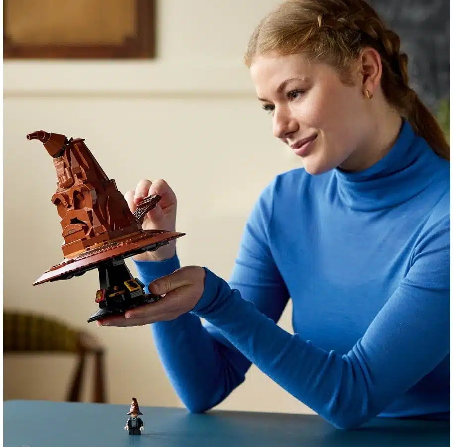 LEGO Harry Potter 76429 Der sprechende Hut: Alle Bilder und Infos zur Neuheit!