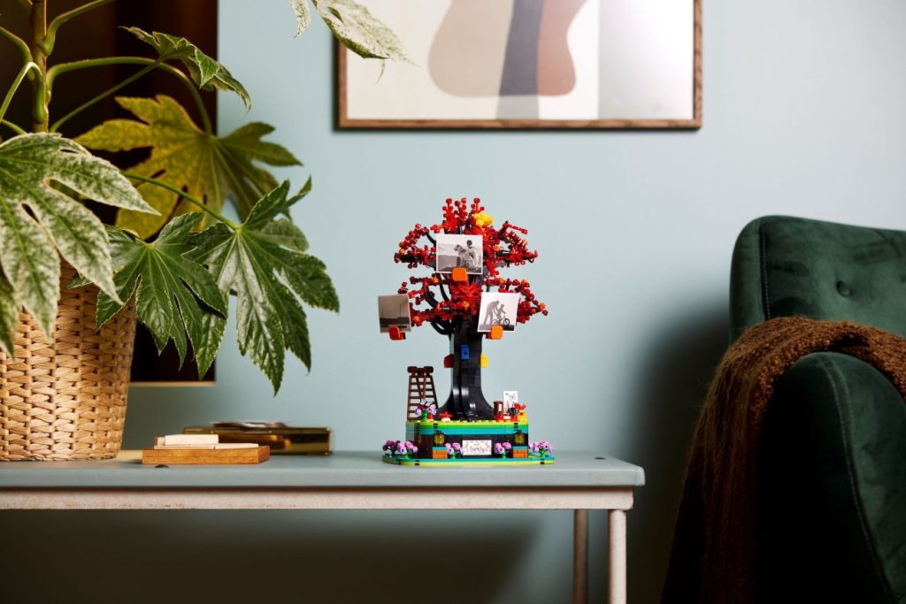LEGO Ideas 21346 Familienbaum offiziell vorgestellt!
