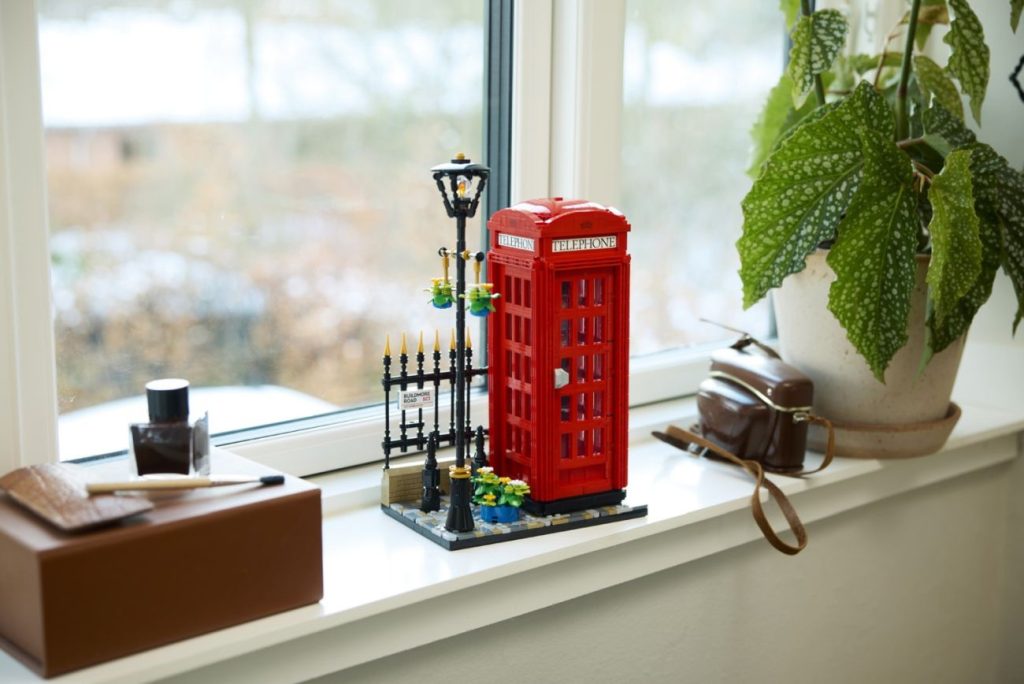 LEGO Ideas 21347 Red London Telephone Box offiziell vorgestellt!
