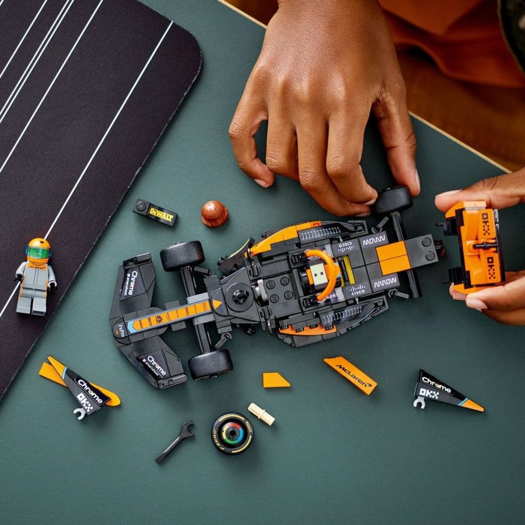 LEGO Speed Champions 76919 McLaren Formula 1 Car vorgestellt - Alle Bilder und Infos!