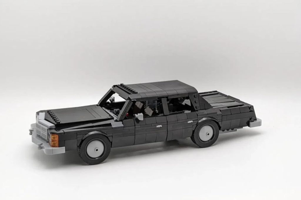 LEGO Ideas Men in Black Agent K's Transforming Jet Car