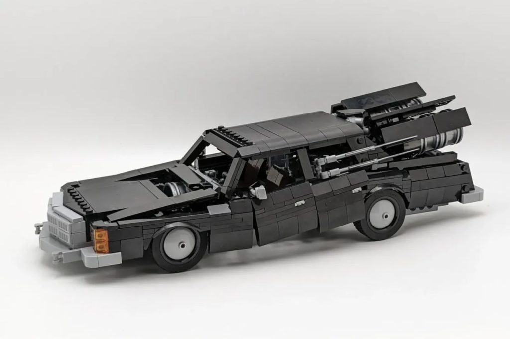 LEGO Ideas Men in Black Agent K's Transforming Jet Car