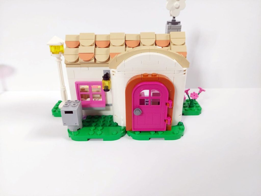 LEGO Animal Crossing 77050 Review: Nooks Laden und Sophies Haus