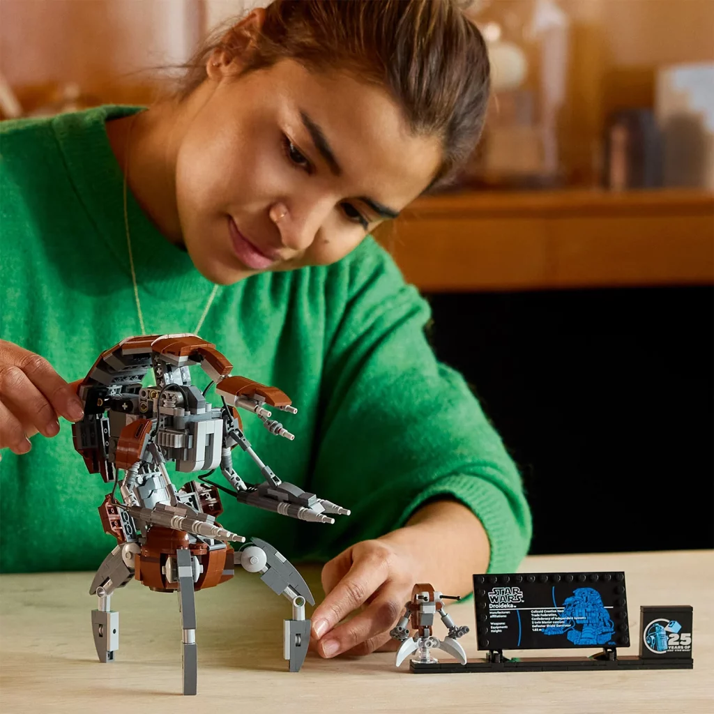 LEGO Star Wars: Erste Bilder zu Droideka, Mos Espa Podrace Diorama & Cody Brickheadz