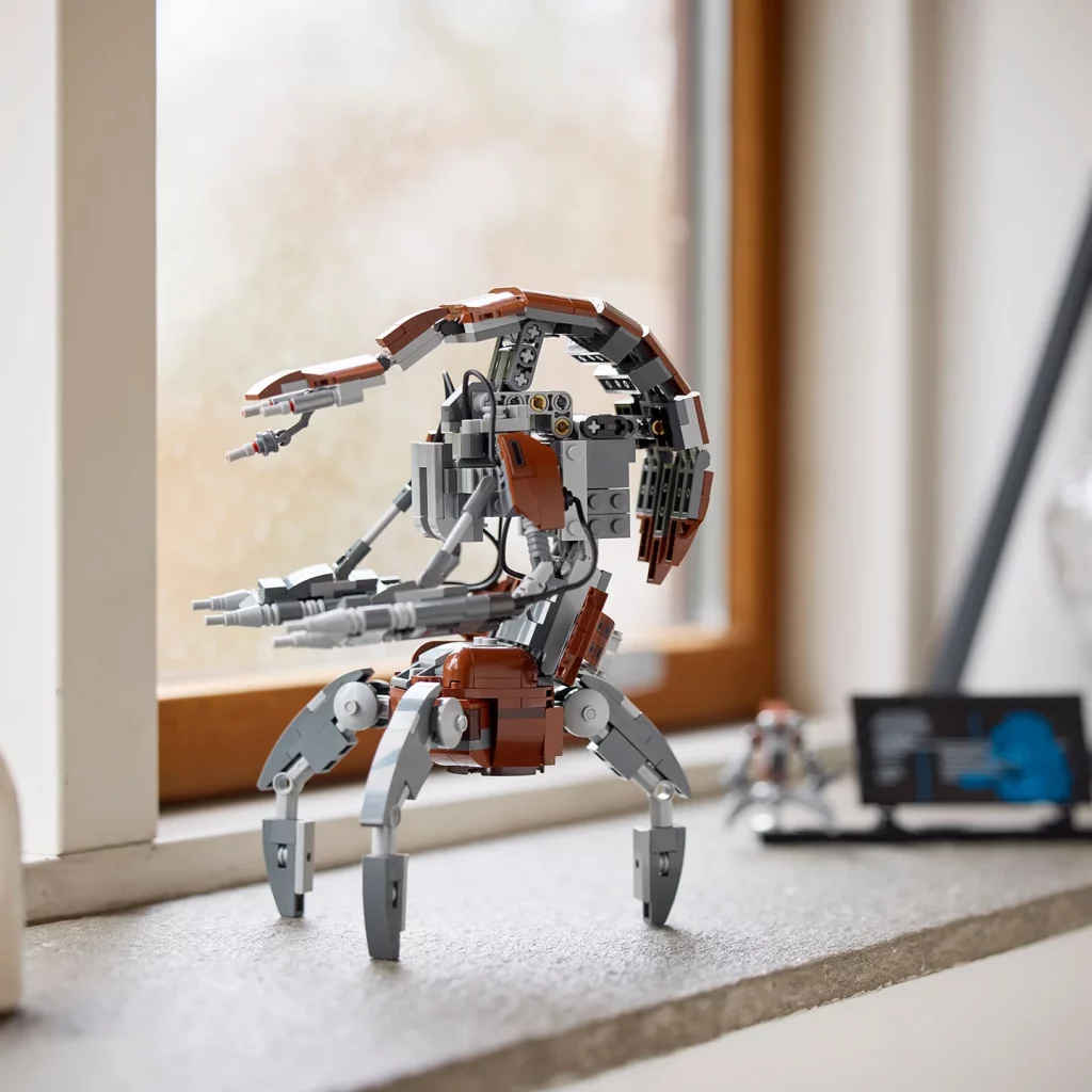 LEGO Star Wars: Erste Bilder zu Droideka, Mos Espa Podrace Diorama & Cody Brickheadz