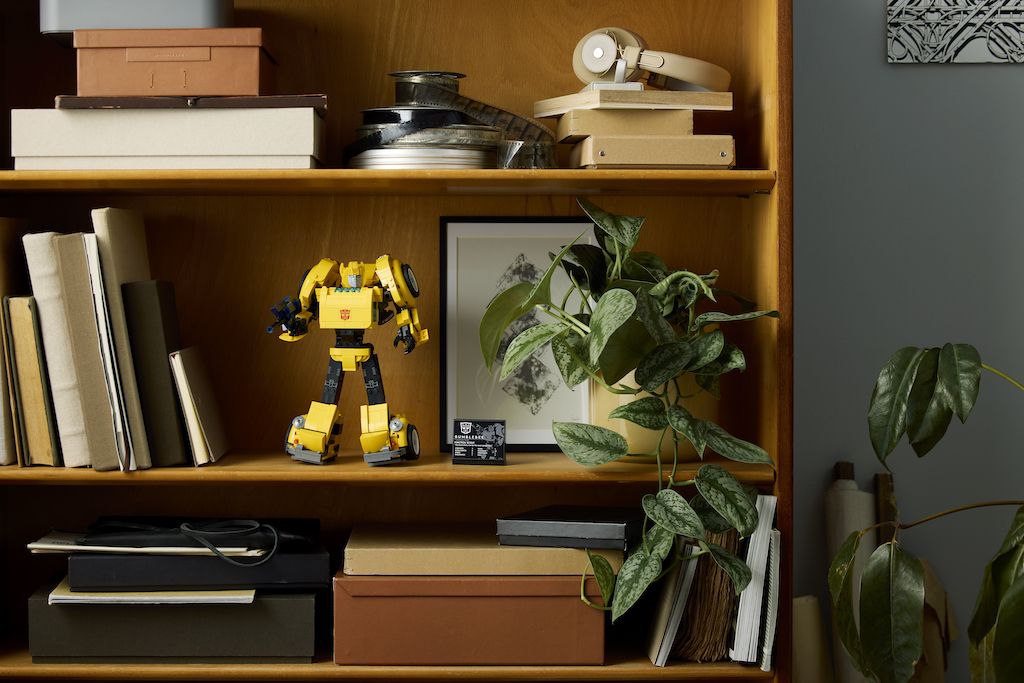 LEGO Icons 10338 Transformers Bumblebee: Erste Bilder zum Set!
