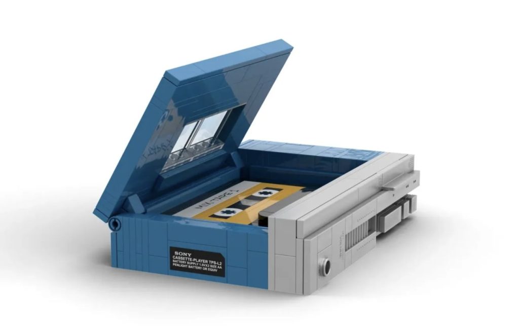 LEGO Ideas Sony Walkman
