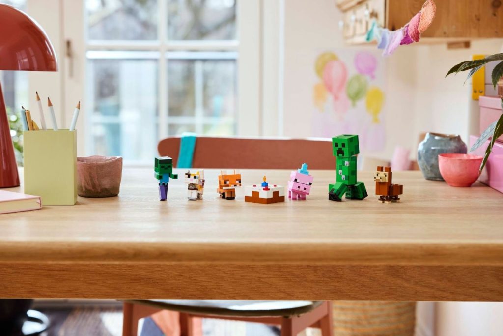 LEGO Minecraft 21281 Geburtstagsfeier des Babyschweins: Jubiläumsset offiziell vorgestellt!