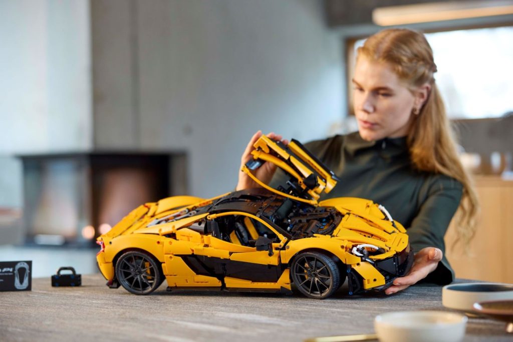 LEGO Technic 42172 McLaren P1 offiziell vorgestellt!