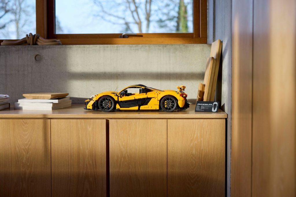LEGO Technic 42172 McLaren P1 offiziell vorgestellt!