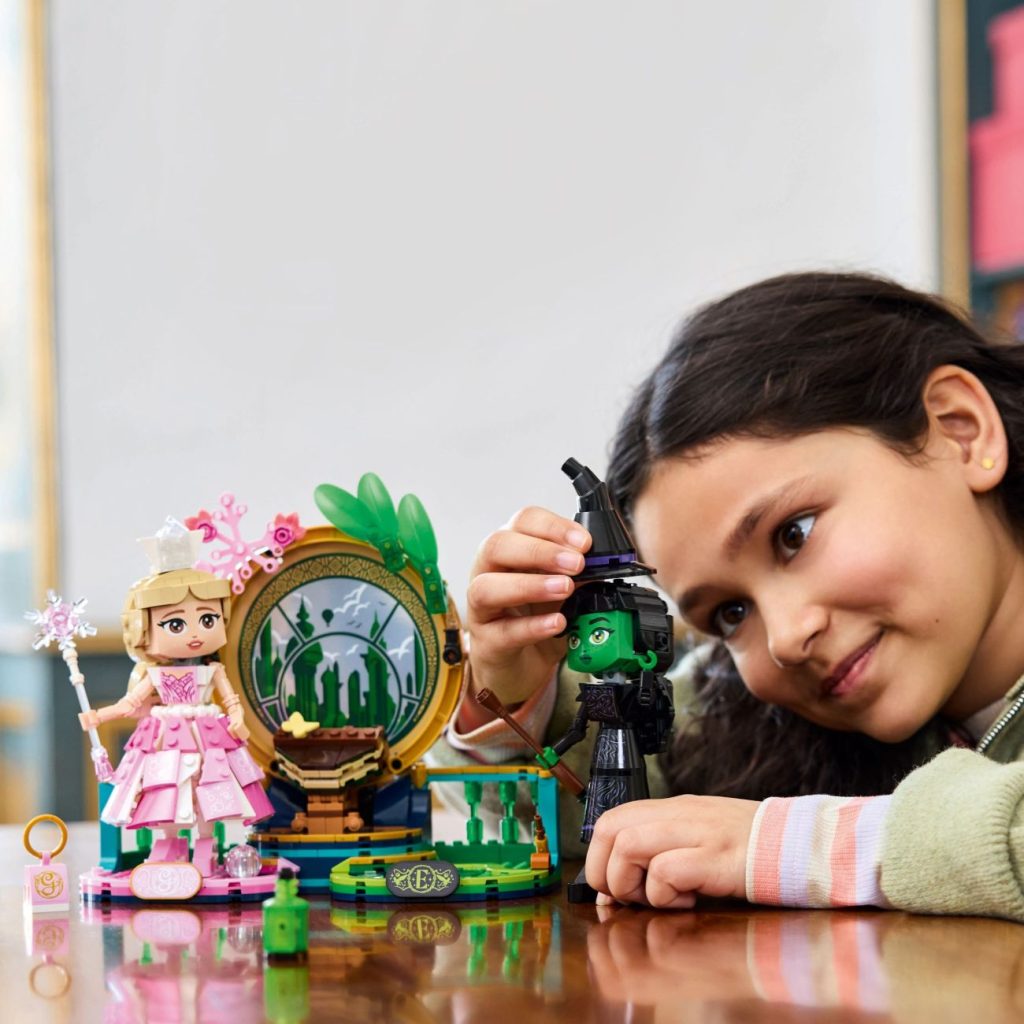 LEGO Wicked: Offizielle Bilder und Infos zu den Sets zum kommenden Film!