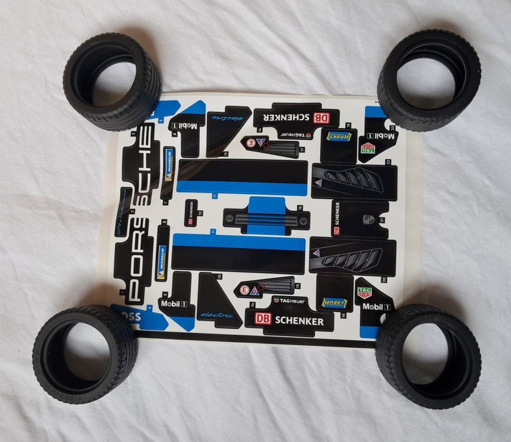 LEGO Technic 42176 Porsche GT4 e-Performance im Review
