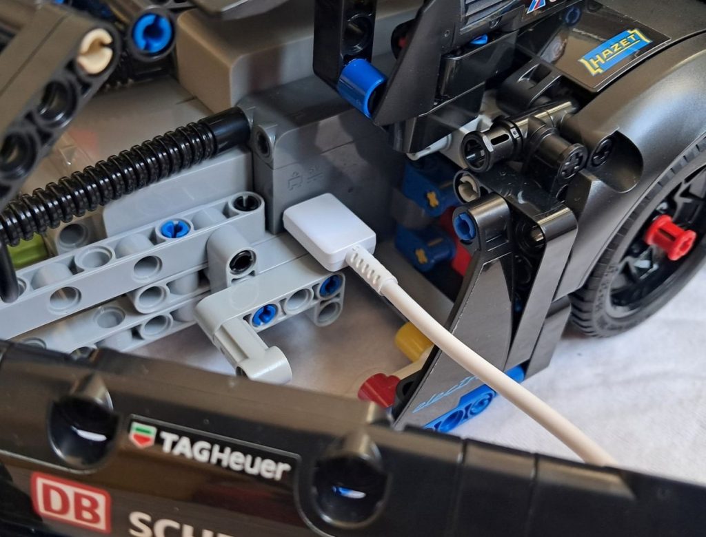 LEGO Technic 42176 Porsche GT4 e-Performance im Review