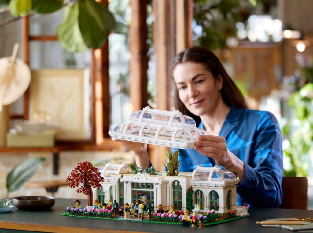 LEGO Ideas 21353 Botanical Garden offiziell vorgestellt!