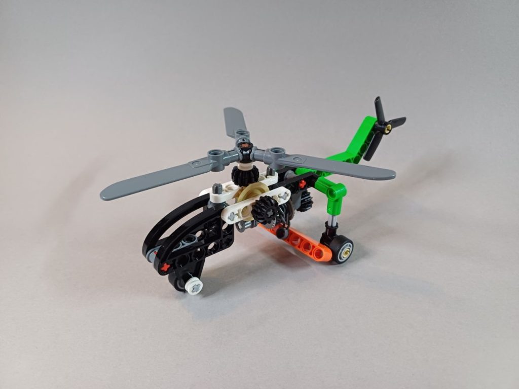 LEGO Technic Magazin #2 mit Hubschrauber und starke Vorschau