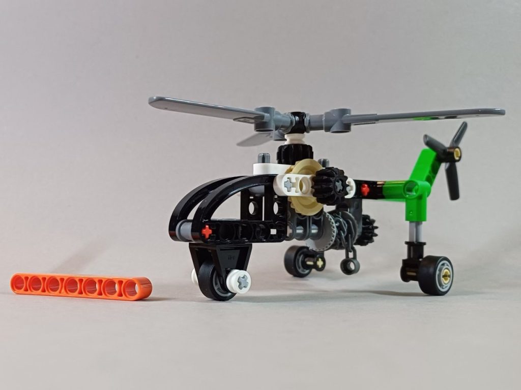 LEGO Technic Magazin #2 mit Hubschrauber und starke Vorschau