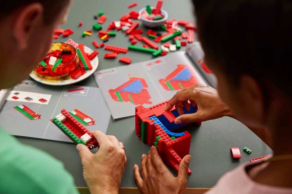 LEGO Art 31214 LOVE Skulptur offiziell vorgestellt!