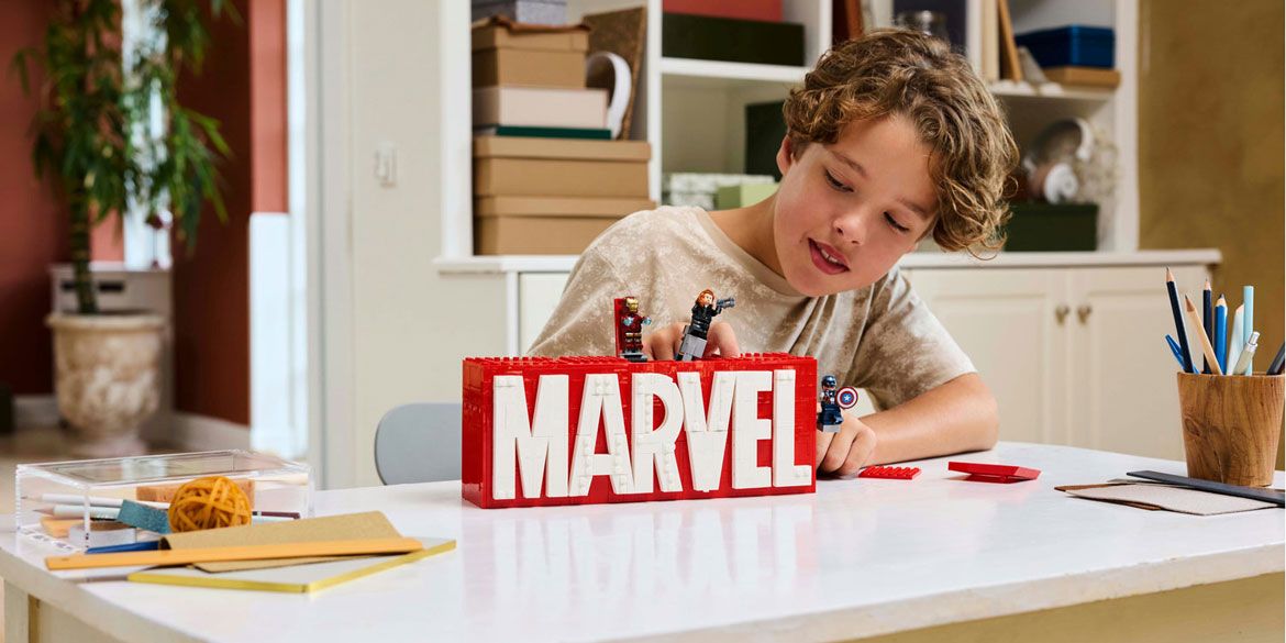 LEGO 76313 Marvel Logo