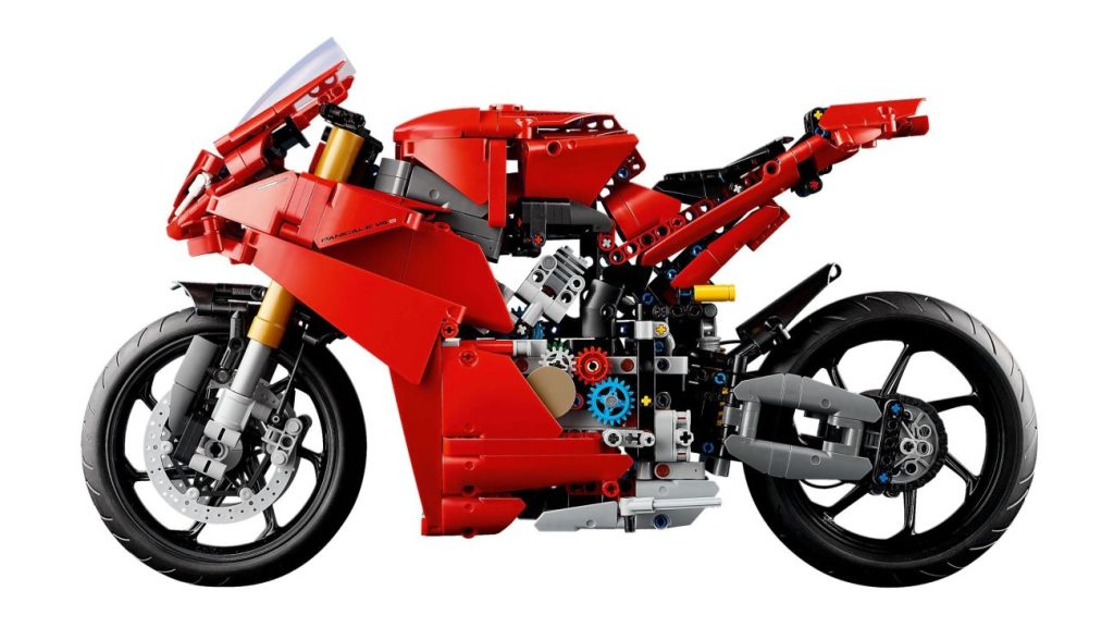 LEGO Technic 2025: Infos und Bilder zu den Neuheiten mit Ducati, Toyota Supra, Stingray & Red Bull F1