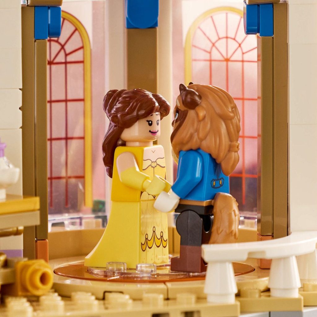 LEGO 43263 Disney Beauty and the Beast Castle: Offizielle Bilder