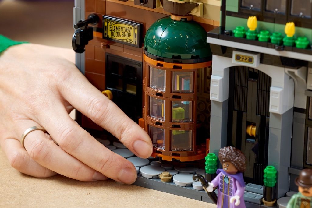 LEGO Icons 10351 Sherlock Holmes Buchstützen offiziell vorgestellt!
