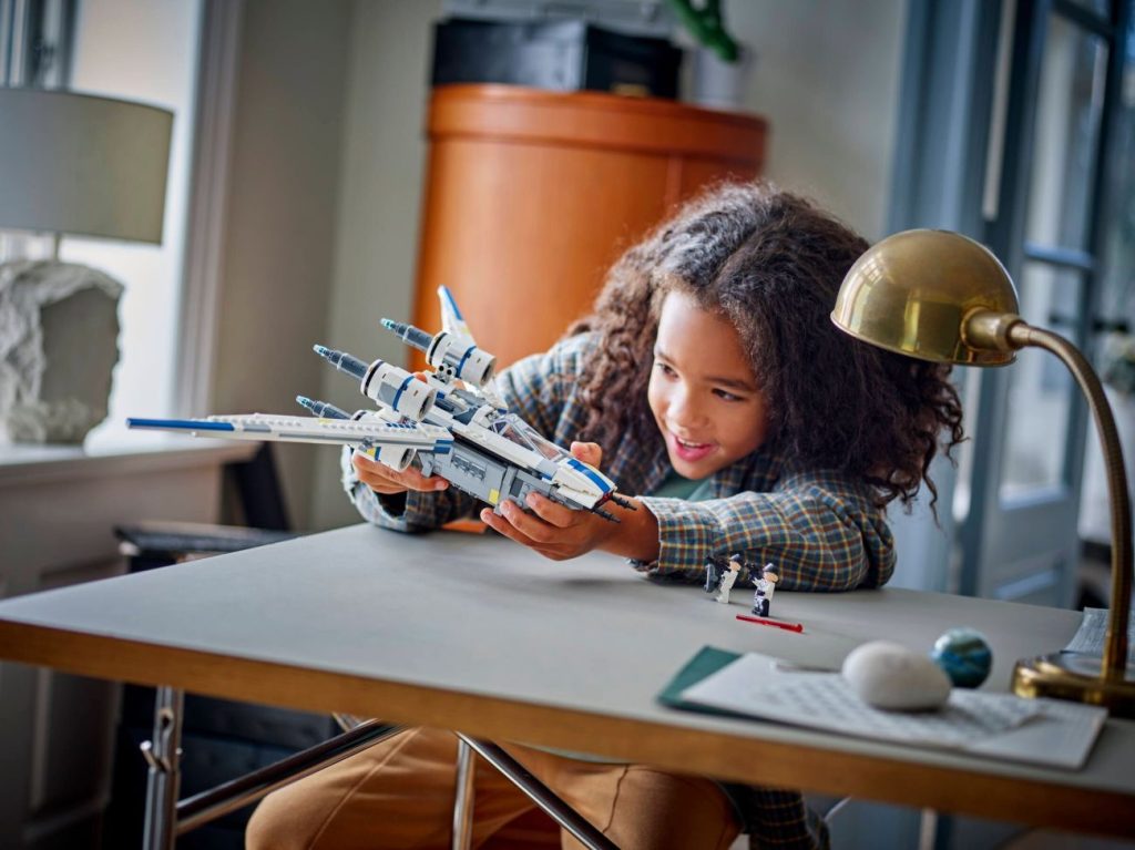 LEGO Star Wars Neuheiten im Mai 2025 offiziell vorgestellt mit Helmen, Chopper & U-Wing