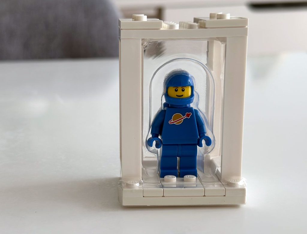 LEGO 850423 Display mit Classic Space Minifigur 