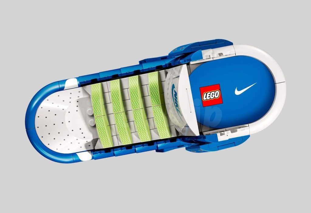 LEGO NIKE 43008 Dunk: Offizielle Set-Bilder und Minifigur