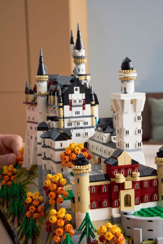LEGO Architecture 21063 Schloss Neuschwanstein offiziell vorgestellt