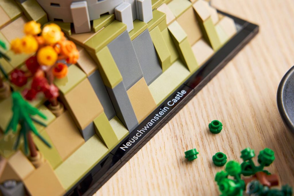 LEGO Architecture 21063 Schloss Neuschwanstein offiziell vorgestellt