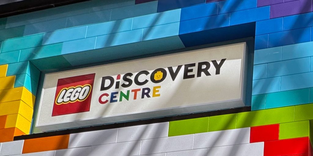 LEGO vs LEGOLAND Discovery Centre