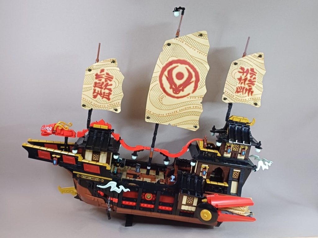 LEGO Ninjago 71848 Der Tempel-Flugsegler