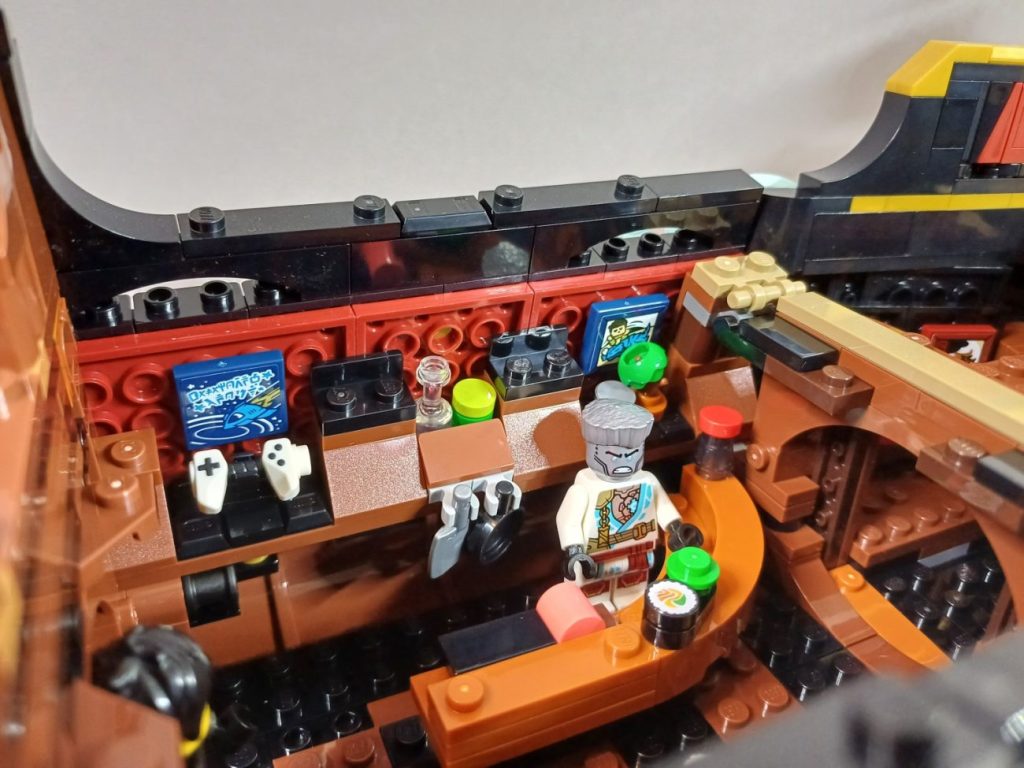 LEGO Ninjago 71848 Der Tempel-Flugsegler