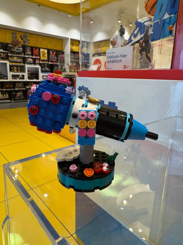 Creativity Workshop im LEGO Store Hamburg: Bauen vor Ladenöffnung