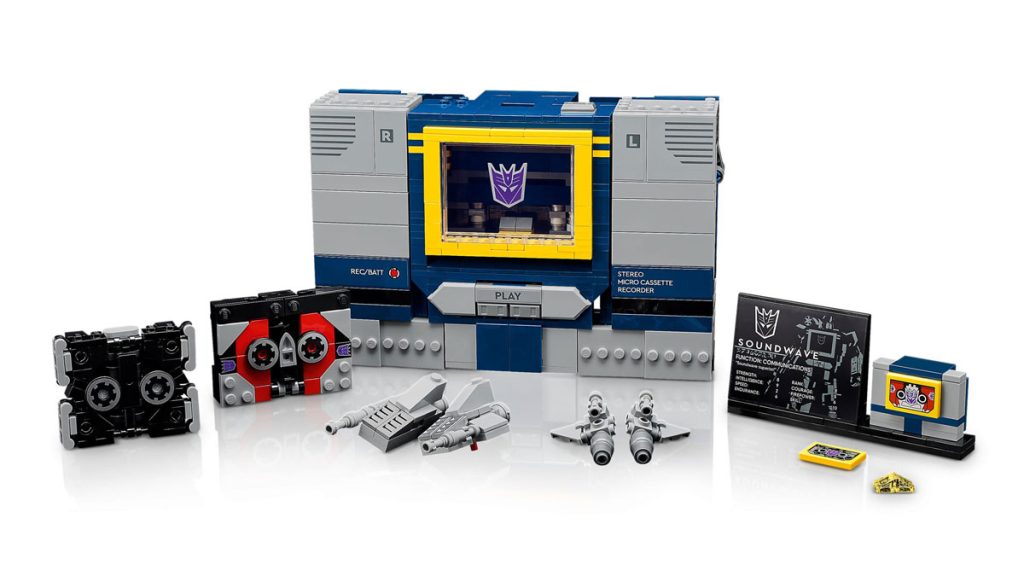LEGO Icons 10358 Transformers Soundwave