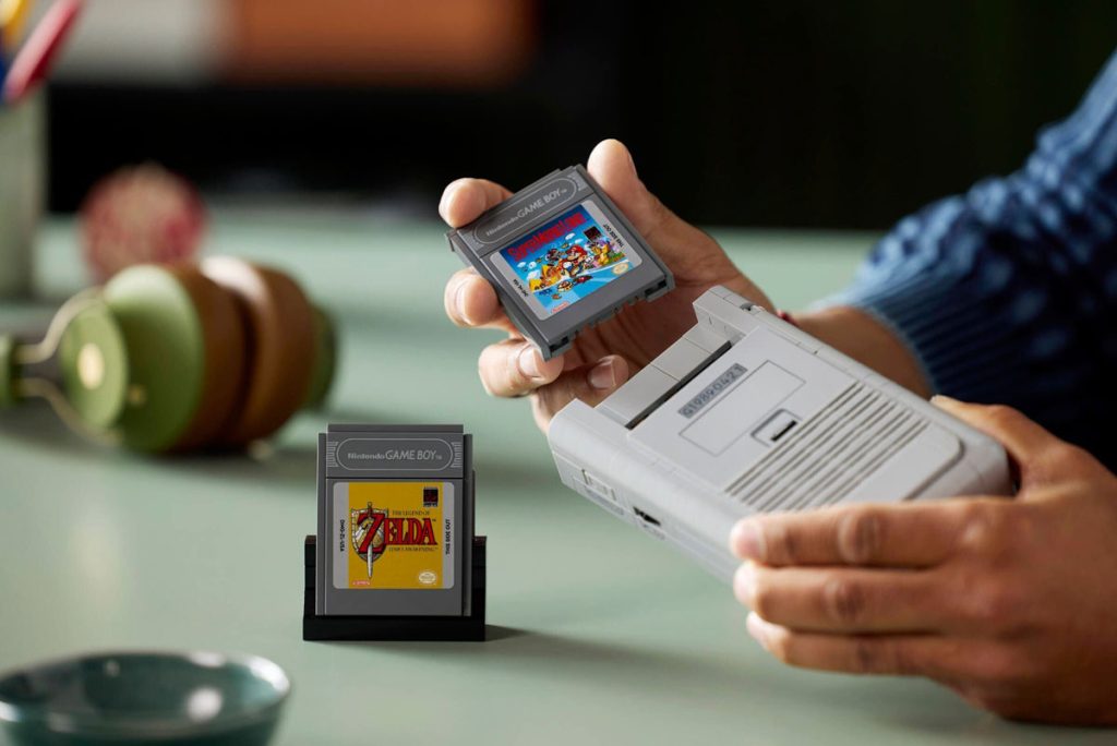 LEGO Super Mario 72046 Game Boy mit zwei Spielen ab Oktober