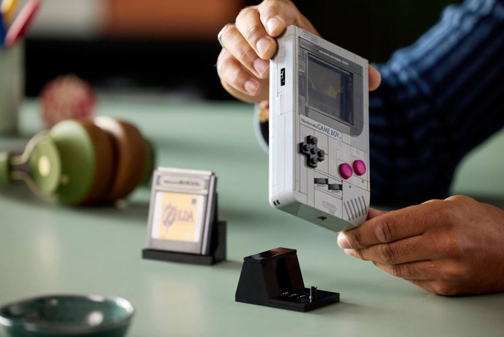 LEGO Super Mario 72046 Game Boy mit zwei Spielen ab Oktober