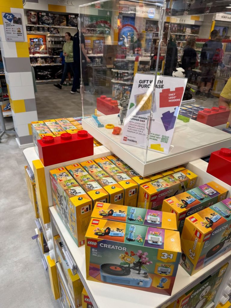 Der größte LEGO Store Europas ist im LEGOLAND Billund