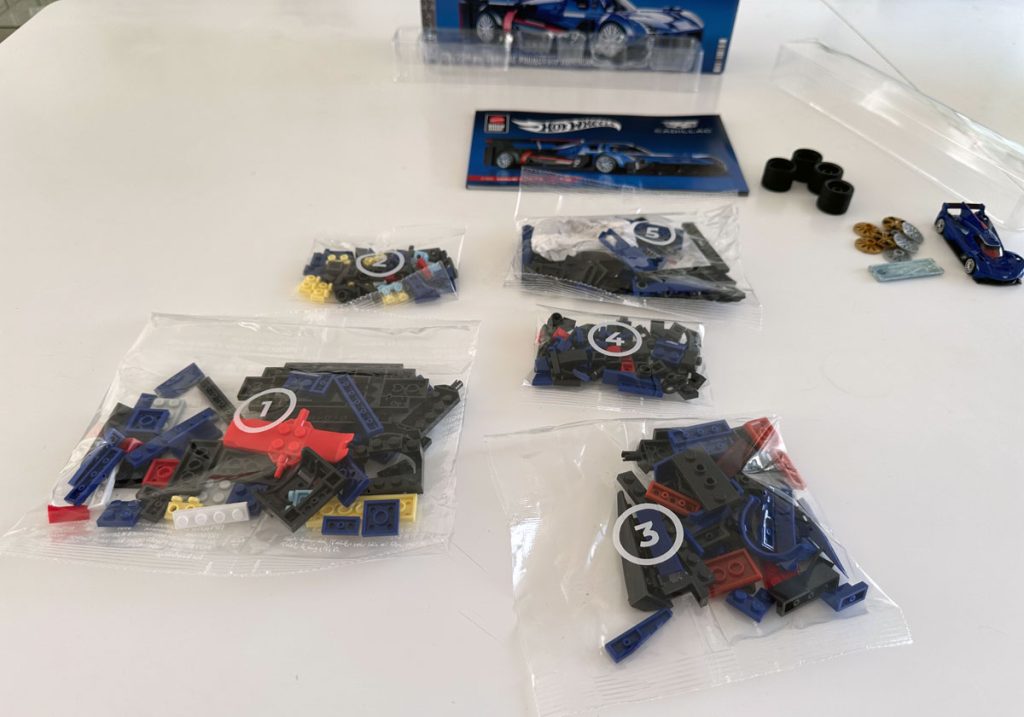 Mattel Brick Shop Hot Wheels Cadillac Project GTP Hypercar im Review (1)