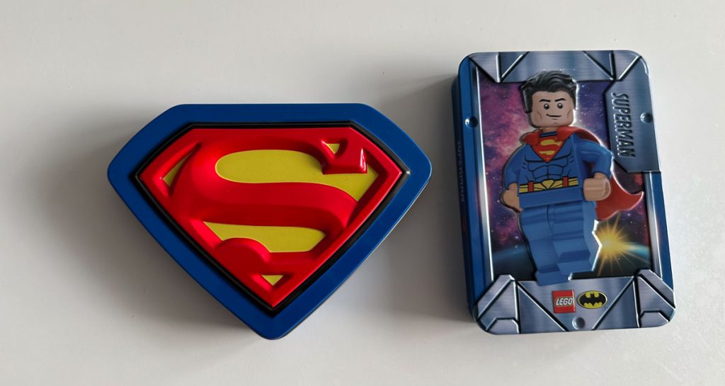 Superman Tin-Boxen im neuen LEGO Batman Magazin
